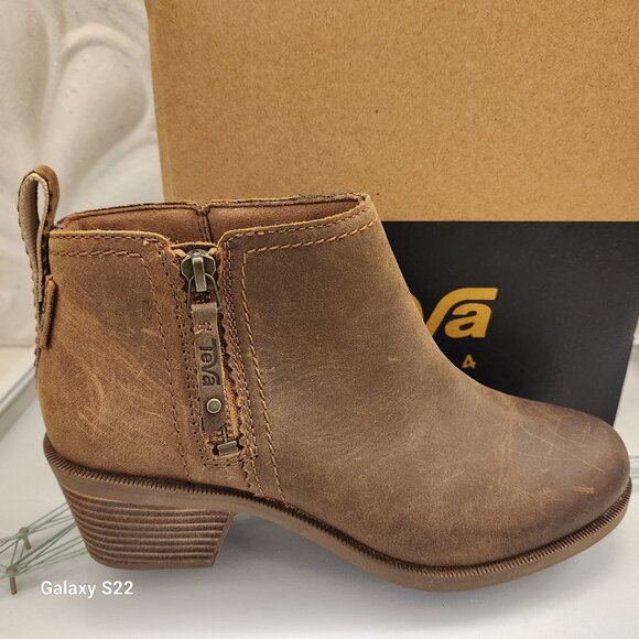 Teva Shoes - Teva Anaya Brown Booties. NIB. Size 6.5
